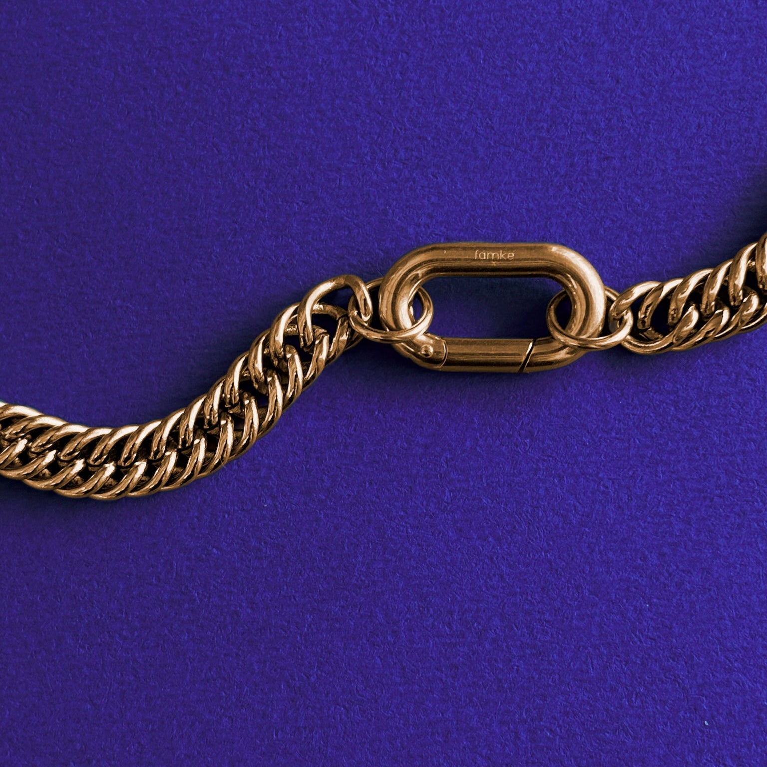 Interwoven Chain