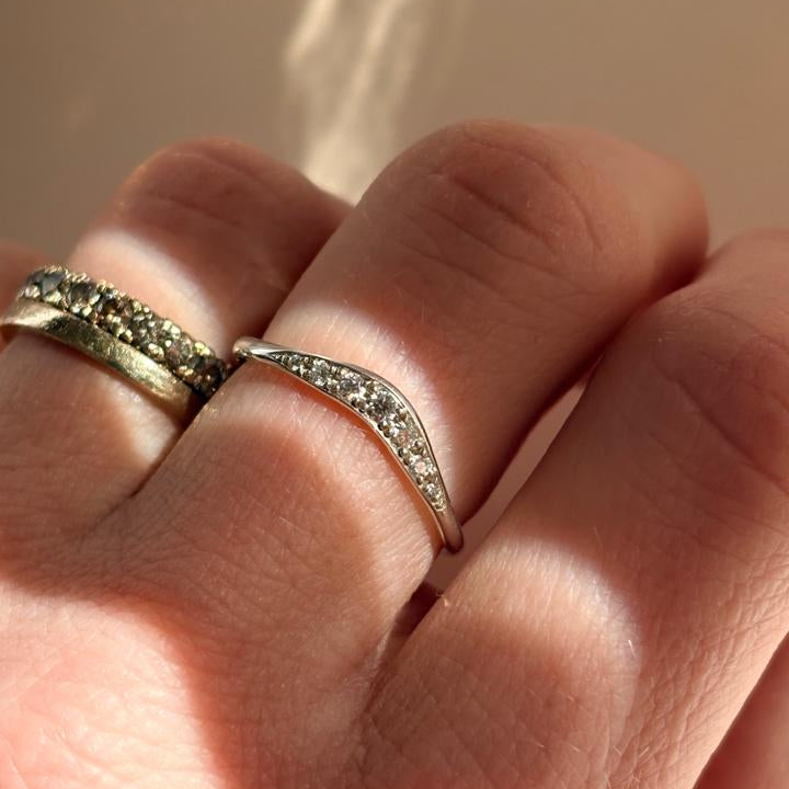 Pavé Arc Band