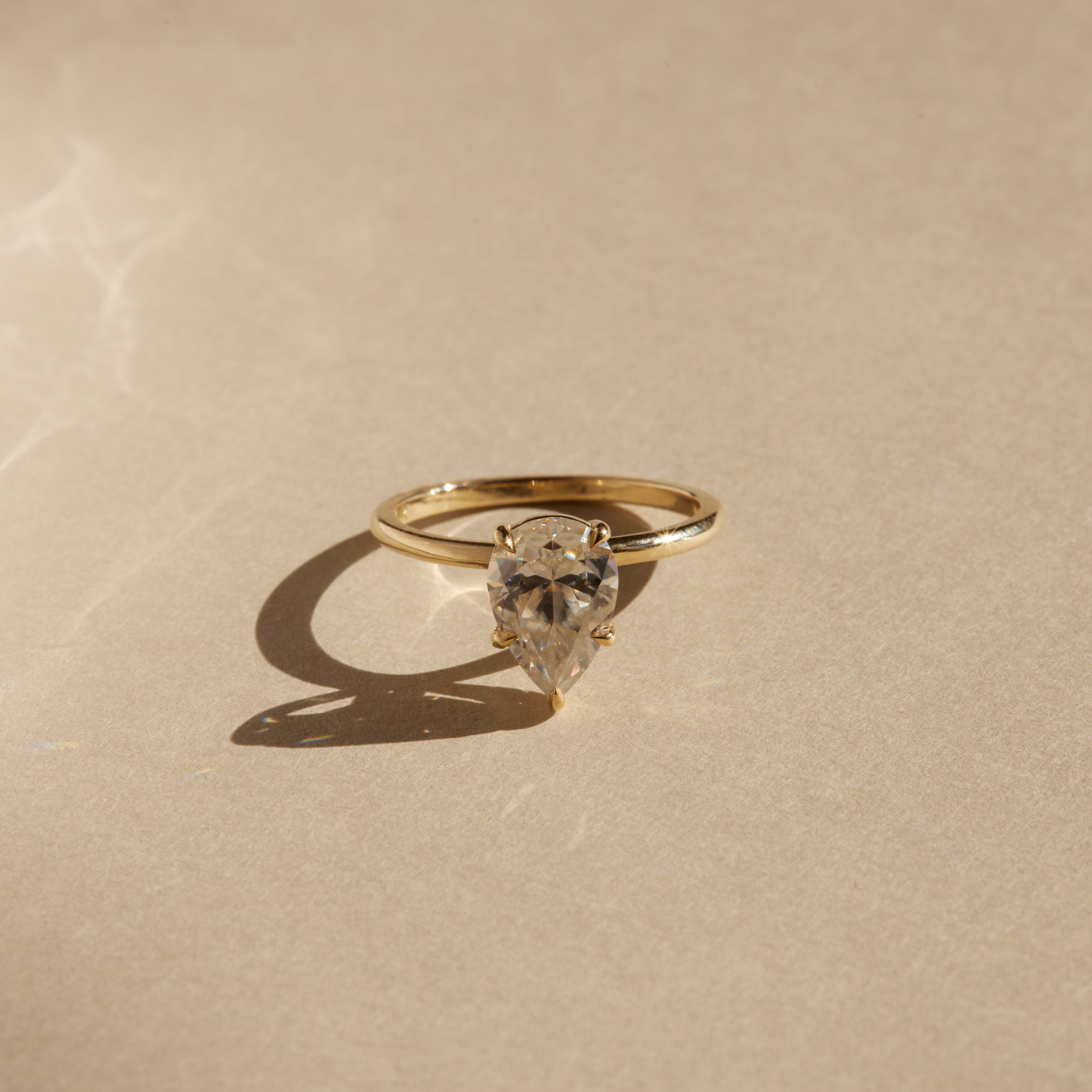 9ct Gold Pear Solitaire Ring