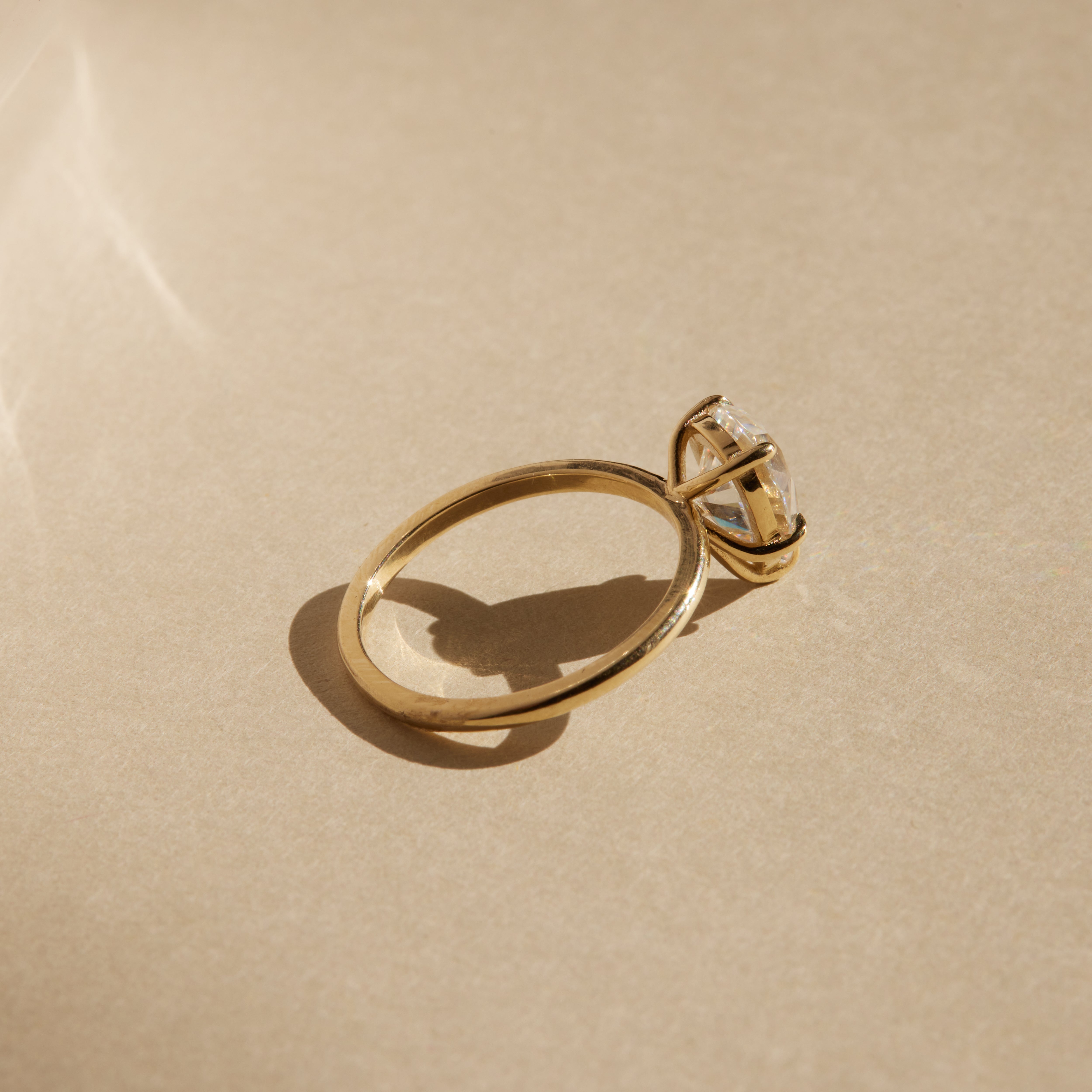 9ct Gold Pear Solitaire Ring