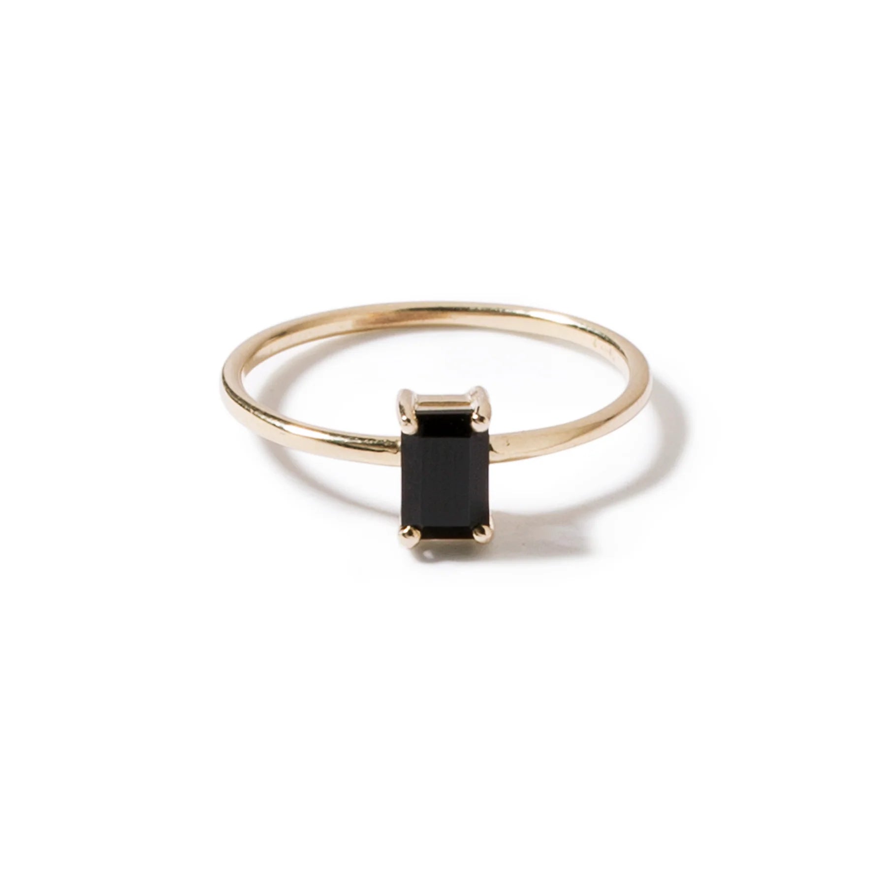 9ct Gold Luxury Vertical Emerald Cut Ring