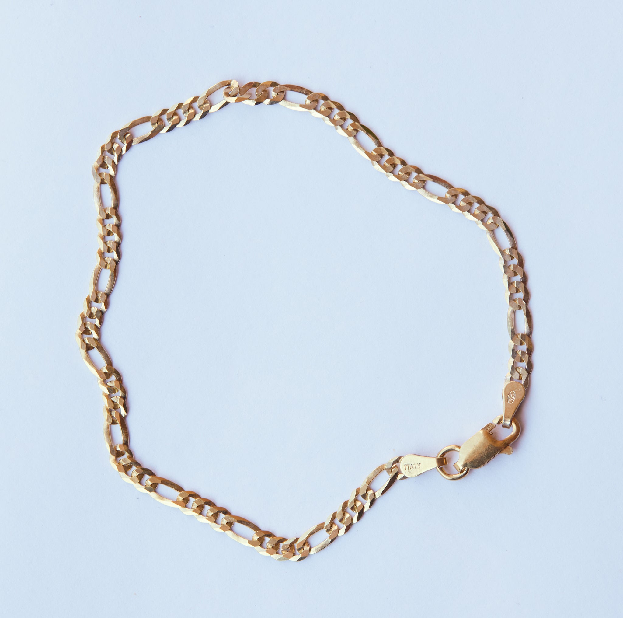 Dainty Figaro Bracelet