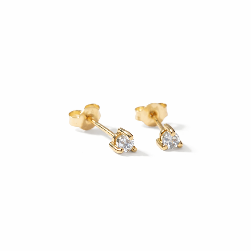 9ct Three Claw studs