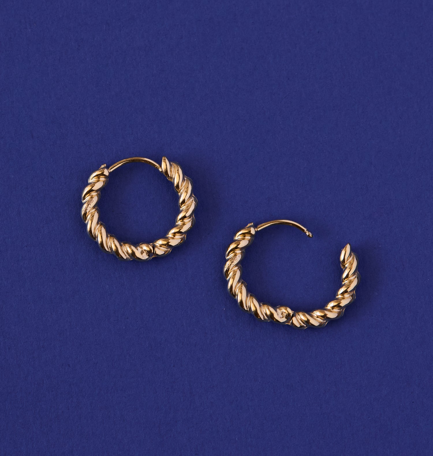 Soft Twist Hoops