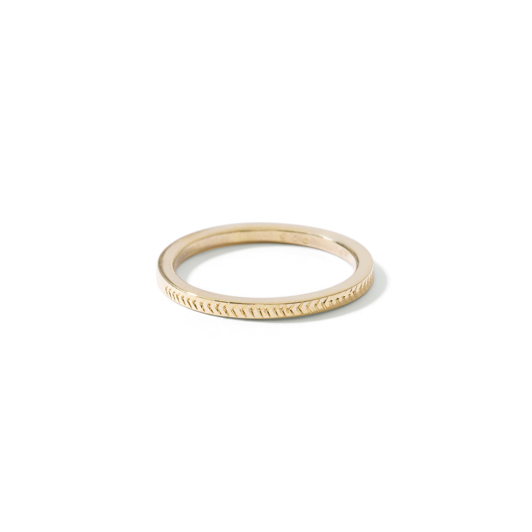 9ct gold square band with chevron engraving