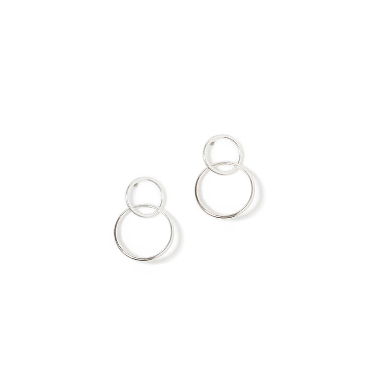 Linked Circle Stud