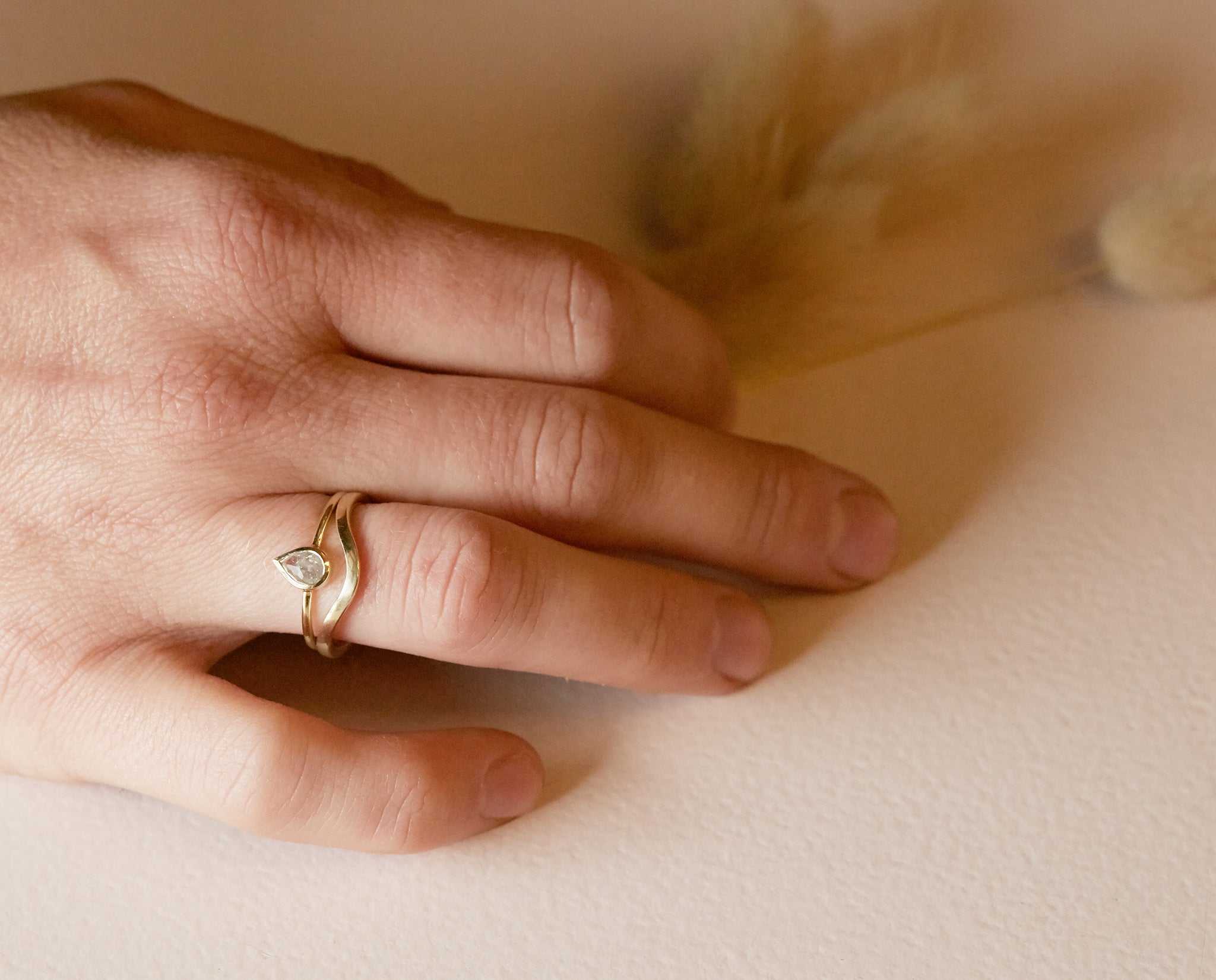 Curved Band